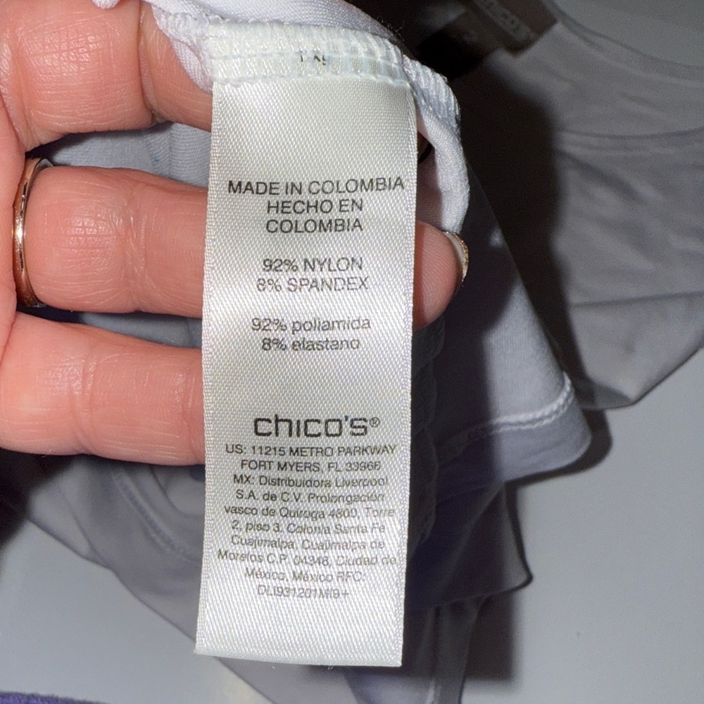 Chico’s Stretch Tank Top Size 2 Bodycon Fitted Layering - Picture 4 of 4